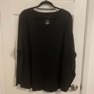 Long sleeved black v-neck tee